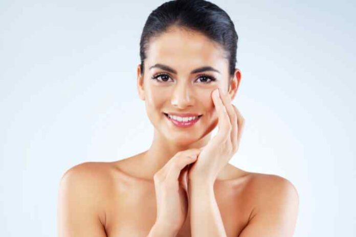 Brighter, Happier Skin: The Benefits of Using Brightening Serums